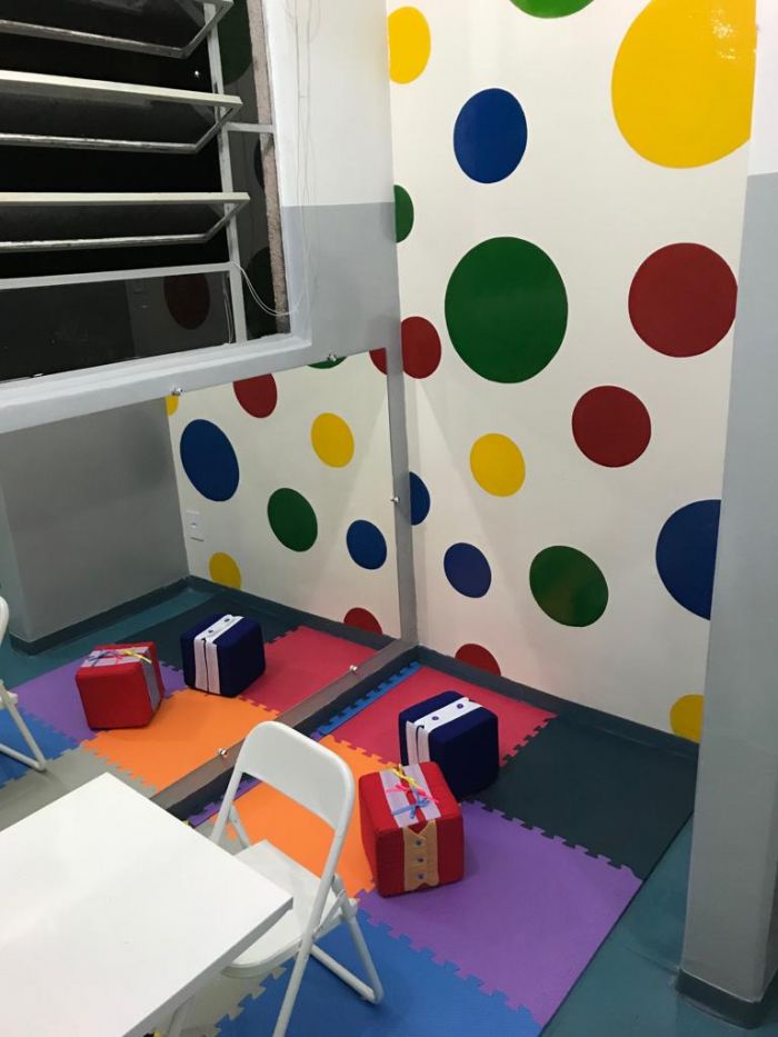 ENTREGA DO PARAPODIUM, AR COND. E SALA FONOAUDIOLOGIA.